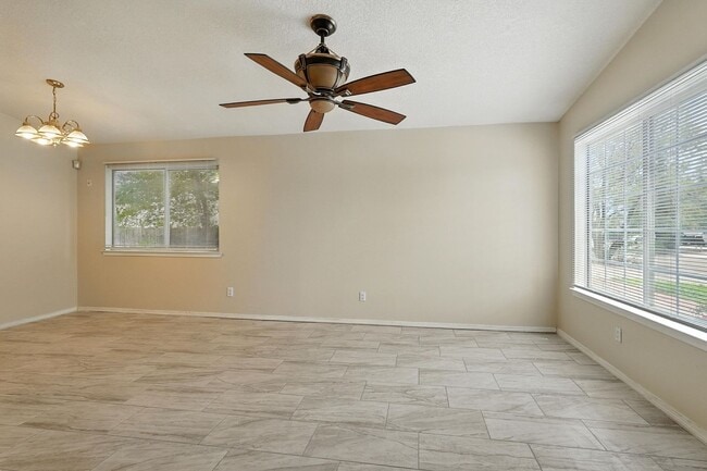 Photo - 6505 Evesham Rd NW