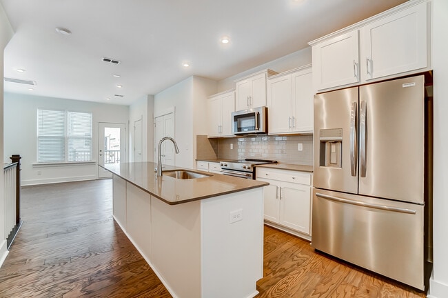 Photo - 5019 Sovereignty Ct