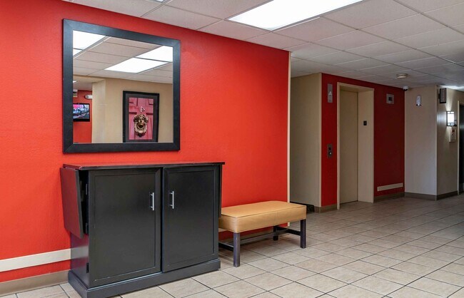 Furnished Studio-Detroit - Ann Arbor - Briarwood Mall