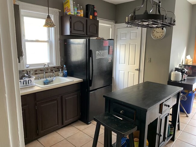 Photo - 77 Sheridan Ave