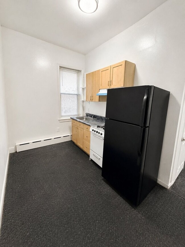 Photo - 7020 Woodland Ave Unidad B
