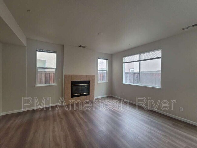 Photo - 8143 Crystal Walk Cir