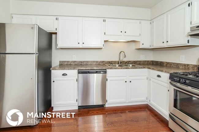 Photo - 5912 Montina Rd
