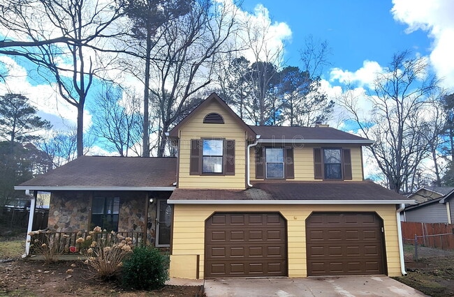 Building Photo - 2990 Carriage Trail