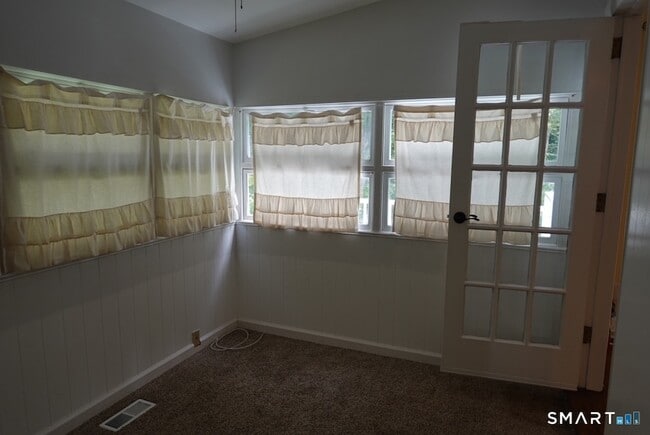 Photo - 277 Drummond Rd
