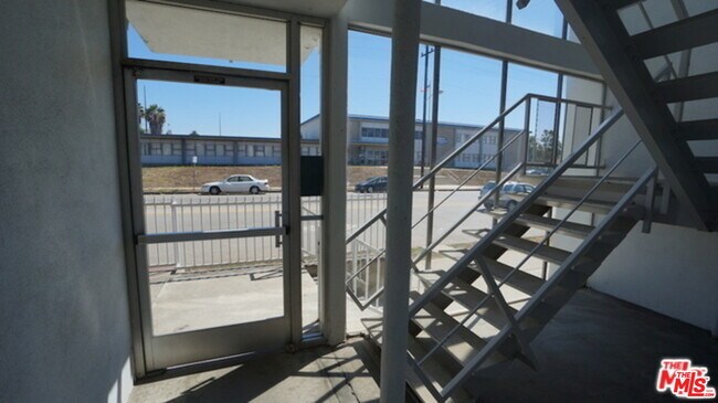 Photo - 1295 Federal Ave