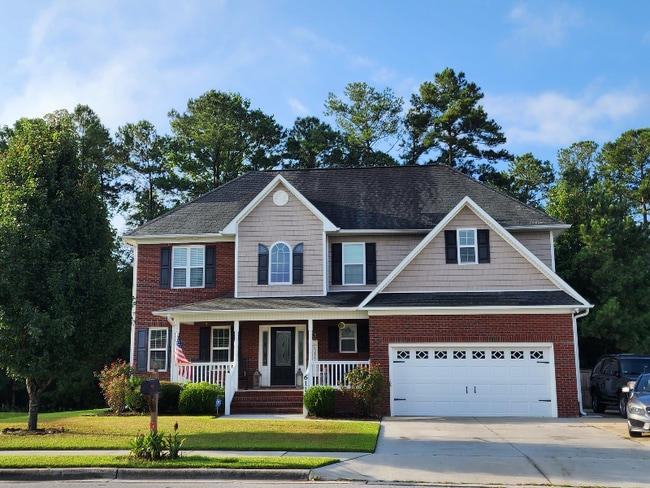 Photo - 611 Stagecoach Dr House