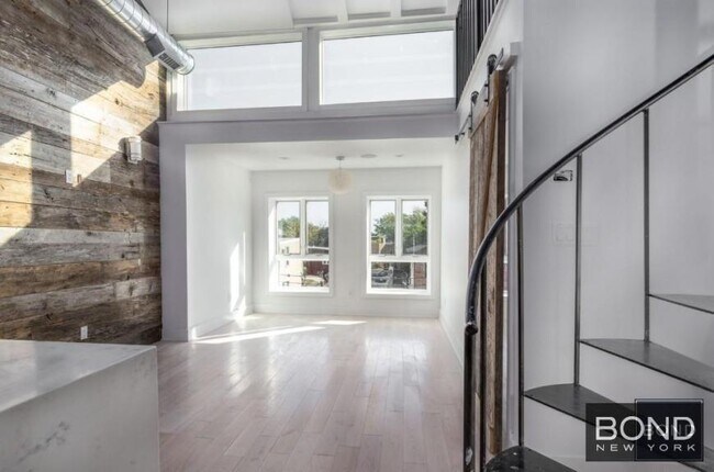 Photo - 2 bedroom in ASTORIA NY 11102