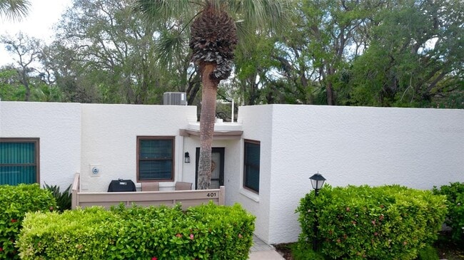 Photo - 401 Palm Tree Dr Unit N/A