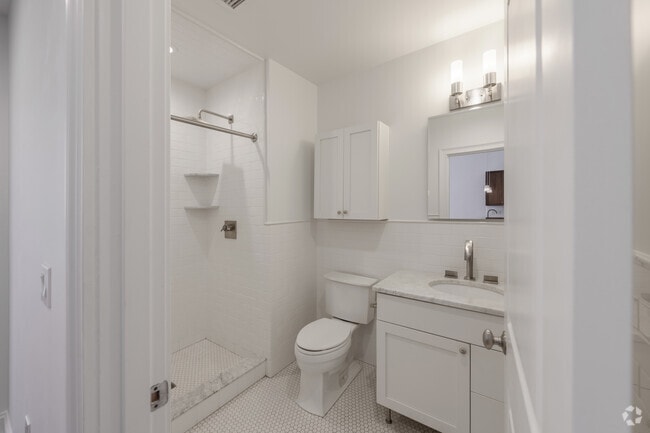 2 BR, 2 BA