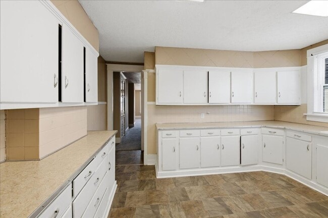 Photo - 4114 E Washington St