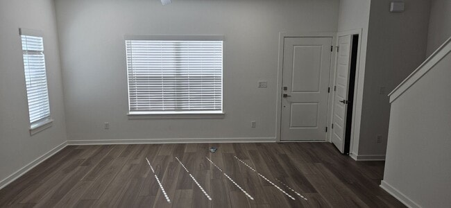 Photo - 1378 W Mt Comfort Rd Unidad 1378 Mt Comfort #1