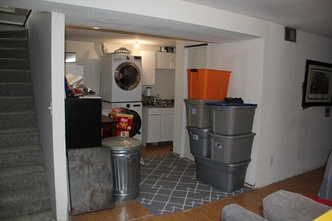 Photo - 1495 S Grape St