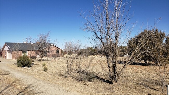 Photo - 33 Mustang Rd