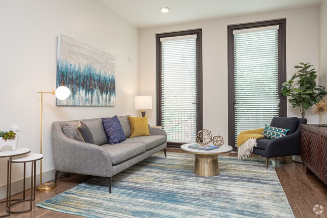 1 BR, 1 BA - 774 SF - The Julia at Saint Charles