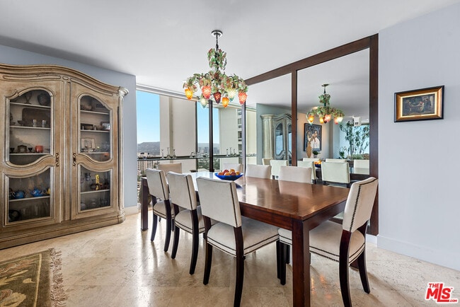 Photo - 2222 Ave of the Stars Unidad 2503