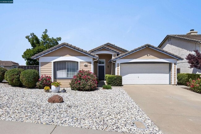 Photo - 549 Burdick Dr
