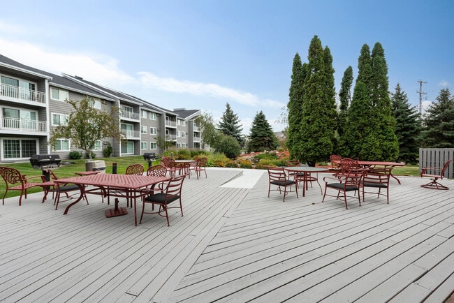 Maple Ridge Apartment Homes
