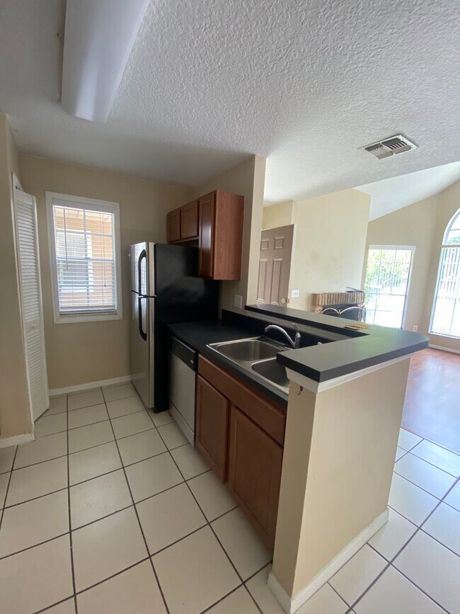 Photo - 575 Bloomington Ct Unit #23