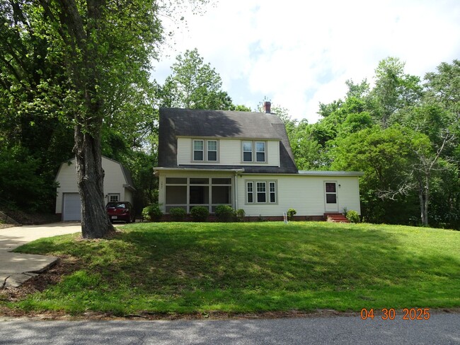 2 Story Home in Toano VA for Rent - 2 Story Home in Toano VA for Rent