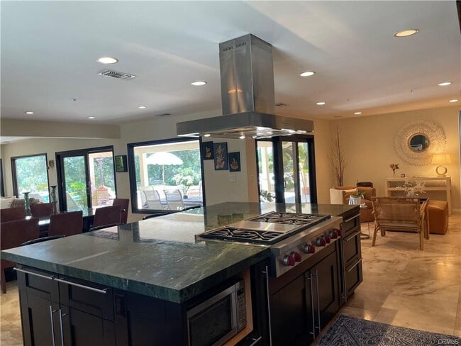 Photo - 16772 Knollwood Dr