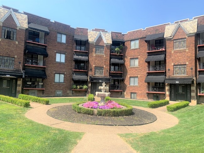 104 Newburn Dr Unit 2