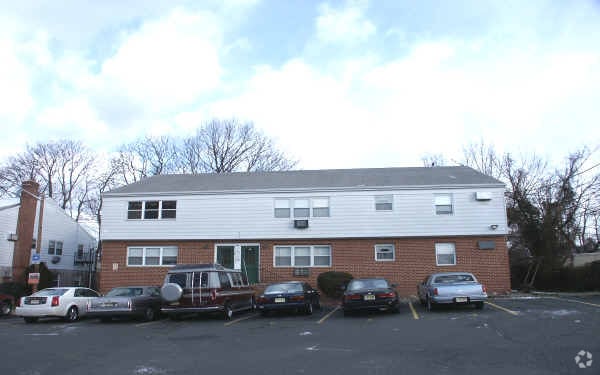 382 - 396 Tremont Ave - 382-396 Tremont Ave Apartments