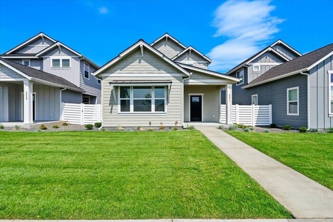 Building Photo - Cardinal