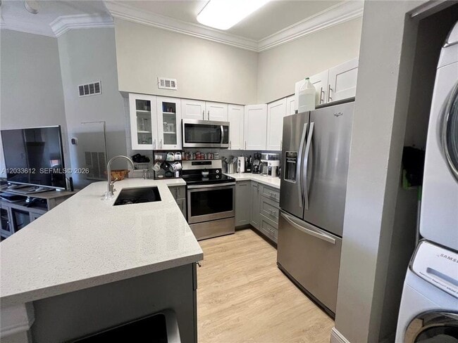 Photo - 2445 SW 18th Ter