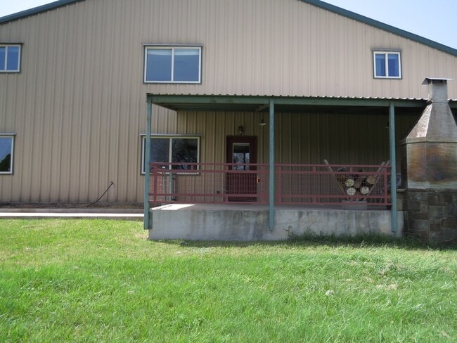 Photo - 6888 W US Hwy 190 Service Rd Apartamento Unidad B
