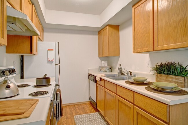 Building Photo - Lake Park Rental
