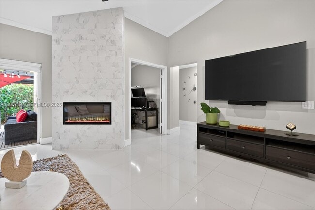 Photo - 1956 Pisces Terrace