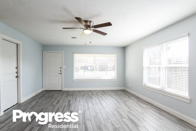 Photo - 1140 Glenda St