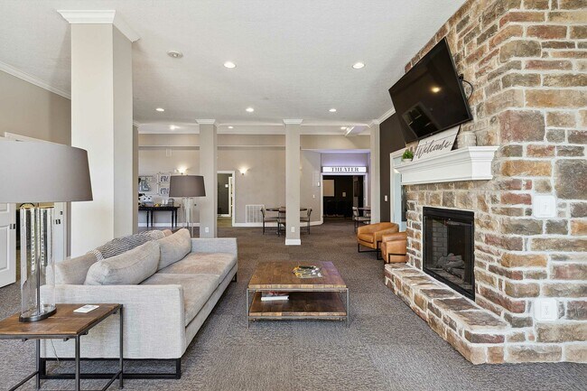 The Residences at Central Park - 05