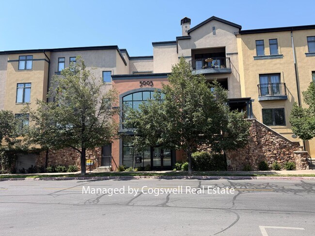 5005 N Edgewood Dr
