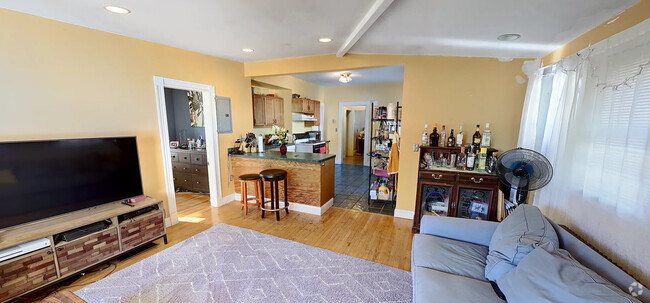 Building Photo - 2572 Massachusetts Ave Rental