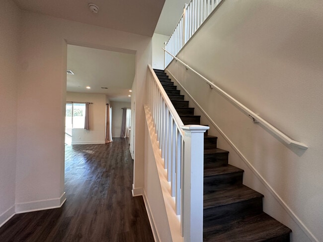 Photo - 15852 Ellington Wy