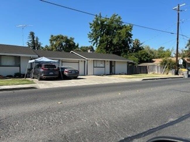 Building Photo - **BE330-Esquivel, H Unit 330 Rental