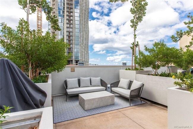 Photo - Aalii High Floor 1 bedrrom, 1 bath, 1 parking