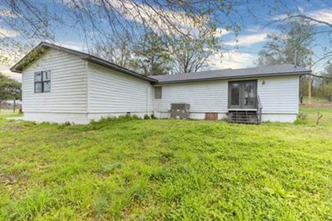 Photo - Charming 3BR/2BA Home in Vincent