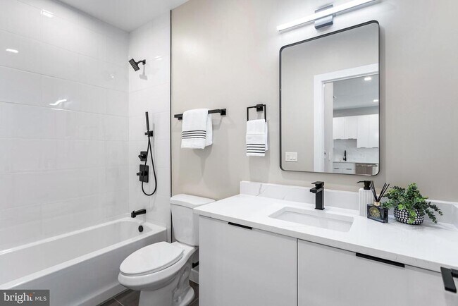 Photo - 1358 Florida Ave NE Unit 102