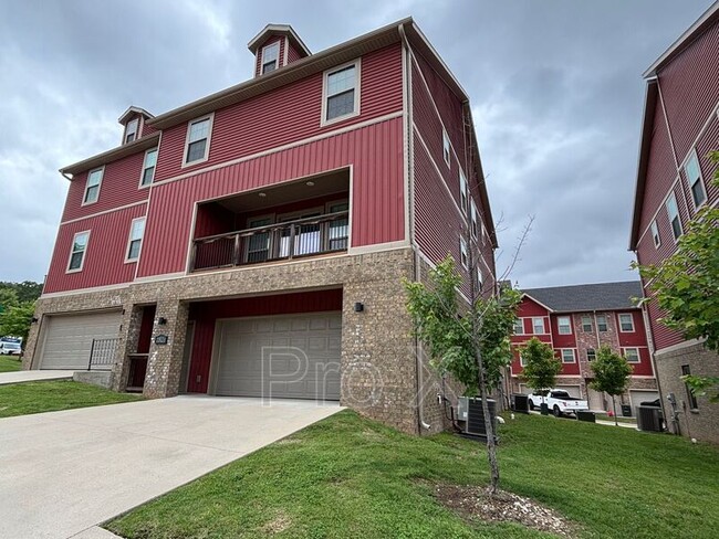 Photo - 2826 W Blackstone Crossing House