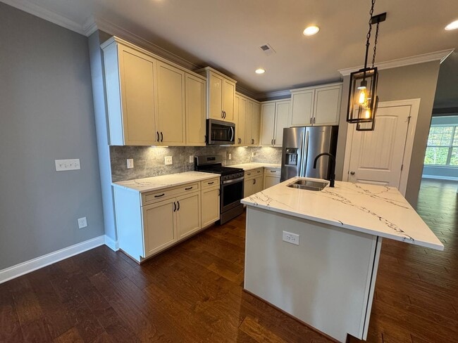 Photo - ~~ Luxurious Home in Mebane ~~