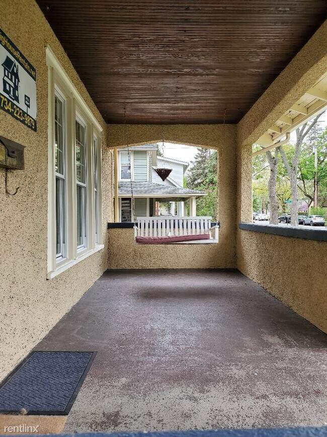 4 br, 2 bath House - 1125 S Forest Ave - 4 br, 2 bath House - 1125 S Forest Ave