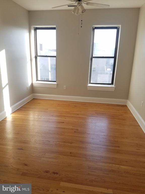 Photo - 1325 13th St NW Unidad 704