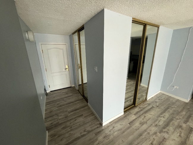 Photo - 1020 15th St Unidad 19G