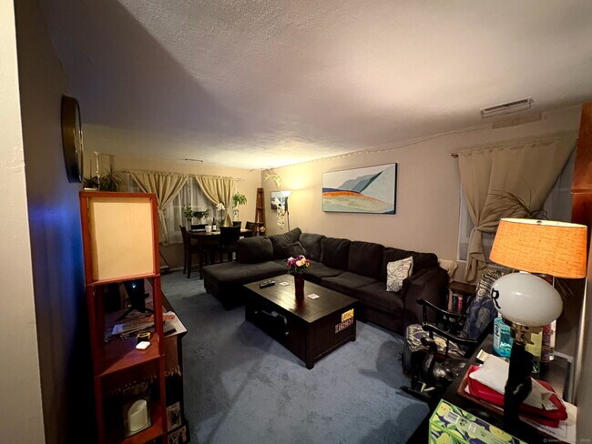 Photo - 24 Southwind Ln Unidad 24