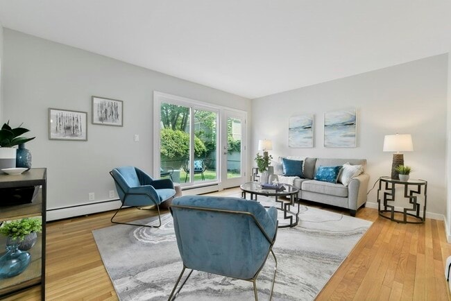 Photo - 30 Lowell St