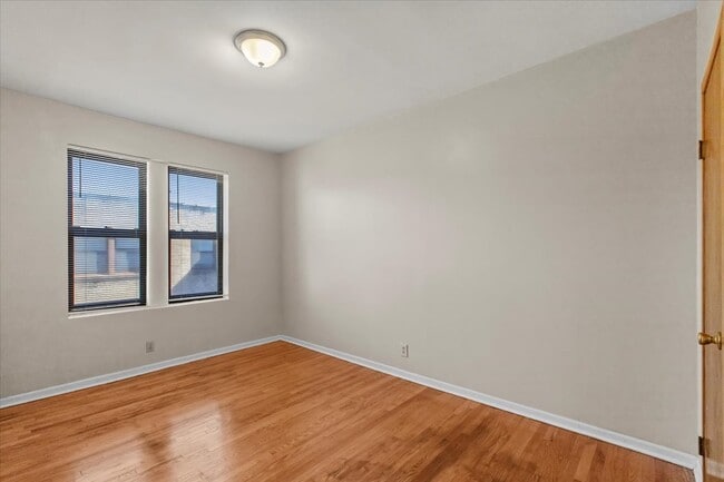 Photo - 1934 E 74th St Unit 201