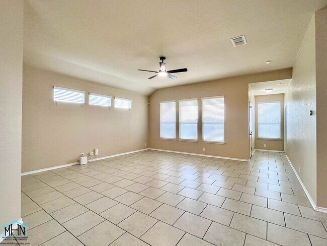 Photo - A Stunning 5-Bedroom, 3.5-Bathroom Home in the Heart of San Antonio, Texas!
